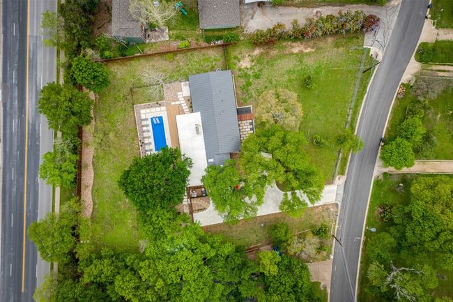 11 Sunset Trl, House other with 3 bedrooms, 3 bathrooms and 12 parking in Sunset Valley TX | Image 37