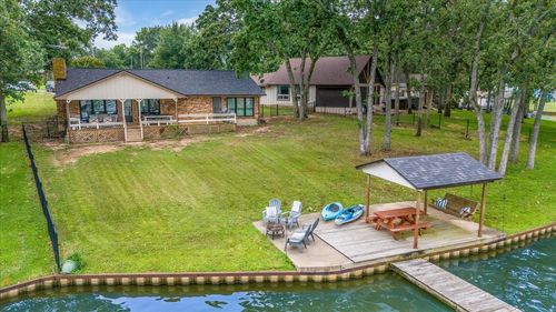 2012 Island Cir, Tool, TX, 75143-1200 | Card Image