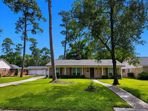3040 Longwood Ln, Dickinson, TX, 77539-4413 | Card Image