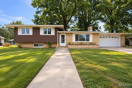 4806 Pierce Lane, Godfrey, IL, 62035 | Card Image