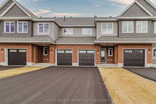 442 Buckthorn Dr, Kingston, ON, K7P0V6 | Card Image