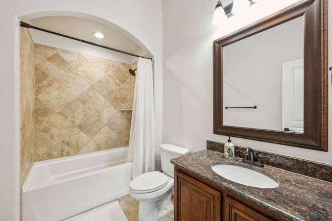 218 Calvert Dr, House other with 4 bedrooms, 3 bathrooms and null parking in Midlothian TX | Image 26