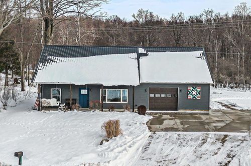 23736 110th Ave, Tustin, MI, 49688-8637 | Card Image