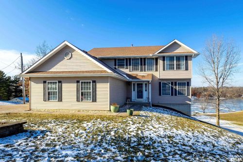 915 Crestview Drive, Sherrard, IL, 61281 | Card Image