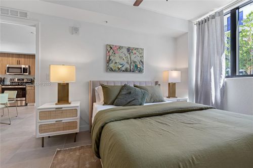 apt-255-4 N Federal Hwy, Dania Beach, FL, 33004-2880 | Card Image