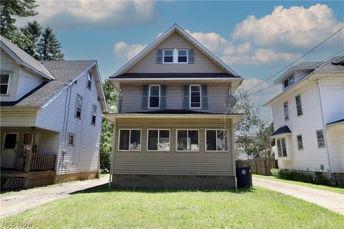44 E Brookside Ave, Akron, OH, 44301-1617 | Card Image
