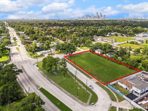 4013 Hirsch Rd, Houston, TX, 77026-3829 | Card Image