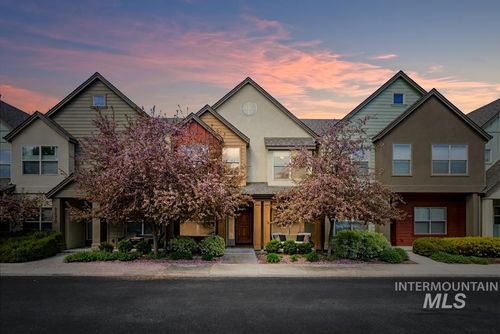 2272 S Gekeler Ln, Boise, ID, 83706-4316 | Card Image
