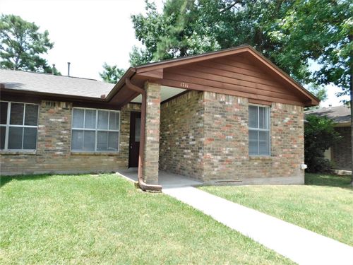 1711 Hazelwood St, Conroe, TX, 77301-4000 | Card Image