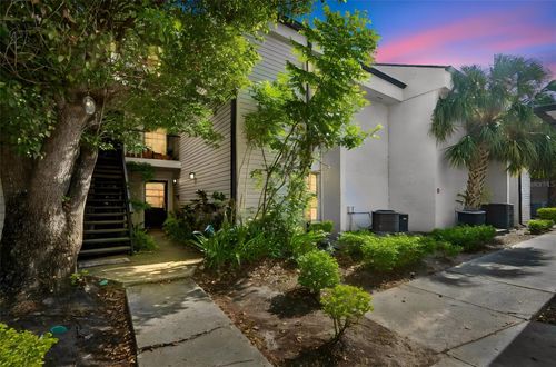 4745-4745 Puritan Cir, Tampa, FL, 33617-8341 | Card Image
