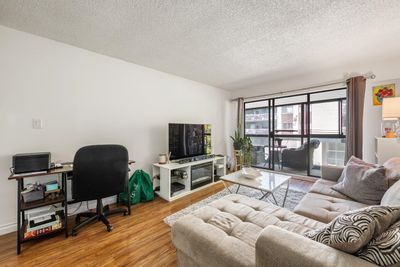 304 - 330 E 1st St, Condo with 2 bedrooms, 1 bathrooms and 1 parking in North Vancouver BC | Image 2