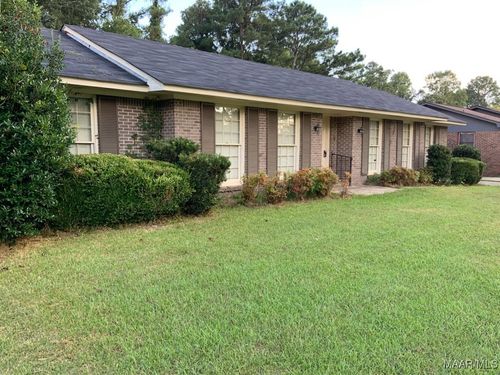 2107 Delanie Dr, Selma, AL, 36701-7042 | Card Image