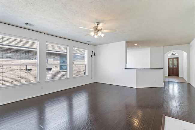 23307 W Pine Ivy Ln, House other with 4 bedrooms, 2 bathrooms and 2 parking in Tomball TX | Image 15