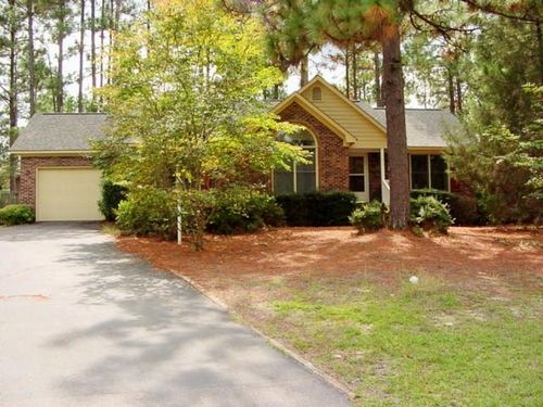 120 Sawmill Rd E, Pinehurst, NC, 28374-8874 | Card Image
