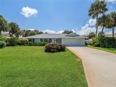 375 10th Street Sw, House other with 3 bedrooms, 2 bathrooms and null parking in Vero Beach FL | Image 2