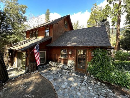 9120 Torrey Pines Rd, Forest Falls, CA, 92339-9731 | Card Image