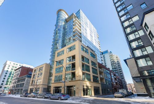205-650 Rue Notre-Dame O, Montréal, QC, H3C1J2 | Card Image