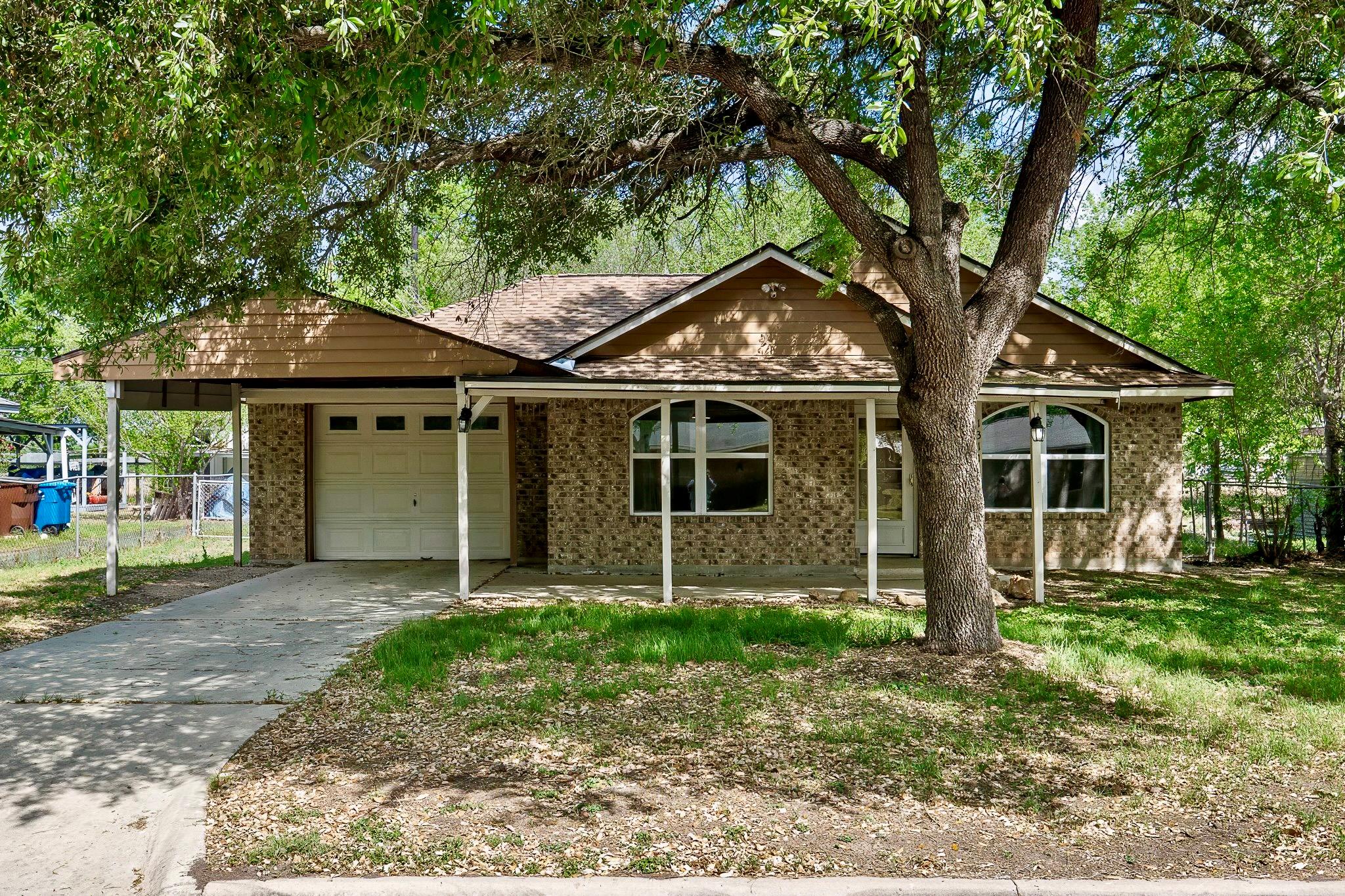 Residential in Lockhart