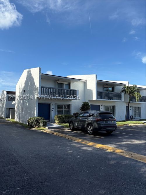 701-17180 Sw 94th Ave, Palmetto Bay, FL, 33157-4484 | Card Image