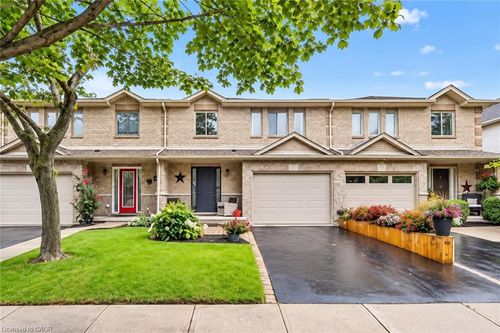 1261 Stephenson Dr, Burlington, ON, L7S2B3 | Card Image
