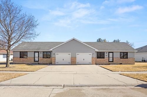 1605-1607 Schubert Dr, Morris, IL, 60450-3620 | Card Image