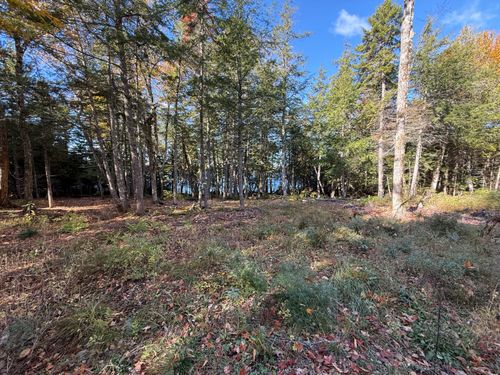 2 East Shore Road, Glenwood, ME, 04497 | Card Image