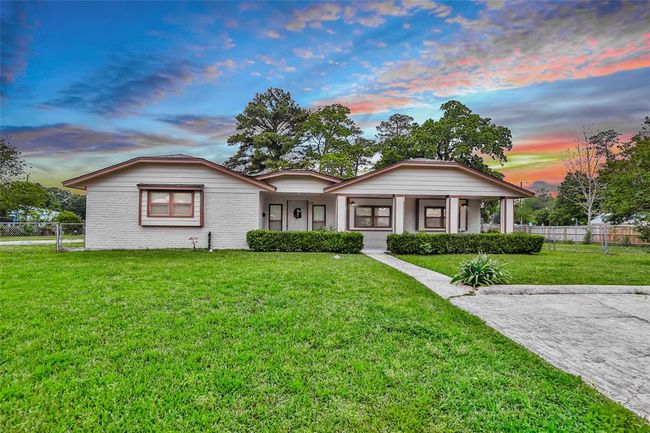128 Legend Ln, House other with 3 bedrooms, 2 bathrooms and null parking in Livingston TX | Image 37