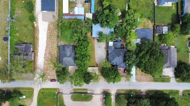 706 Cleo St, Home with 0 bedrooms, 0 bathrooms and null parking in Fresno TX | Image 8