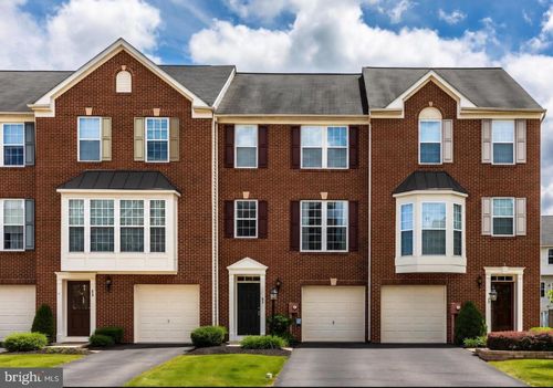 89 Monte Carlo Way, CHARLES TOWN, WV, 25414-5999 | Card Image