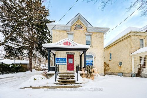 119 Water St S, Saint Marys, ON, N4X0B5 | Card Image