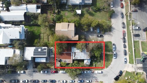 1011 E 16th St, Austin, TX, 78702-1030 | Card Image