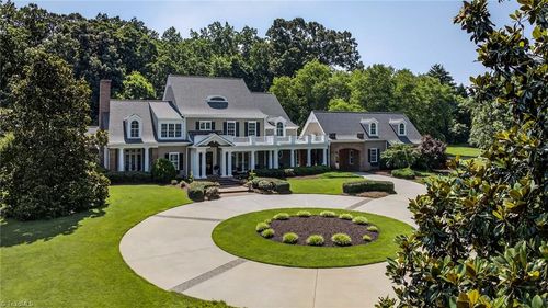 304 Yadkin Valley Rd, Advance, NC, 27006-8702 | Card Image