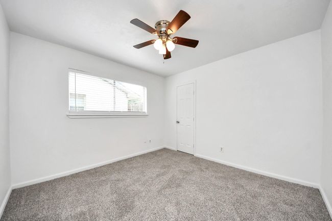 Second Bedroom with Walk-in Closet | Image 25