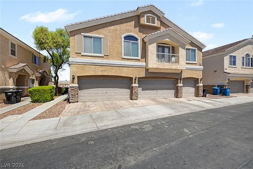 2-6721 Lookout Lodge Ln, North Las Vegas, NV, 89084-3324 | Card Image