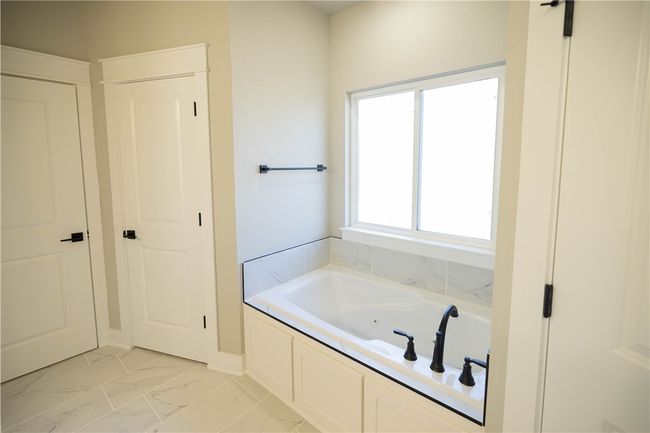Primary Bath | Image 20