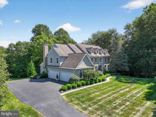 1716 Chantilly Ln, CHESTER SPRINGS, PA, 19425-1732 | Card Image