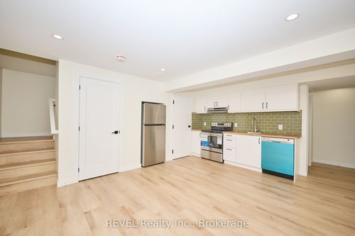 lower-unit-4650 Belfast Ave, Niagara Falls, ON, L2H1P3 | Card Image