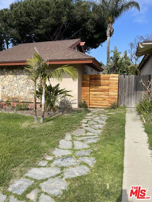 468 Rowland Ave, Camarillo, CA, 93010 | Card Image
