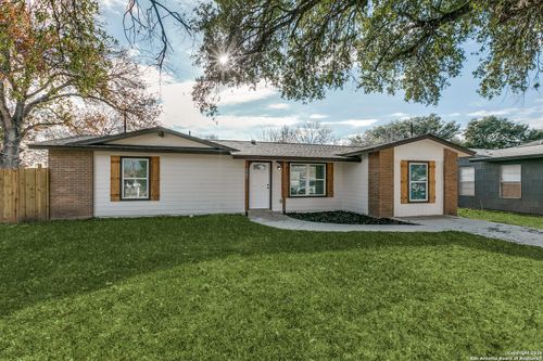 6816 Woodflame Ct, San Antonio, TX, 78227-1867 | Card Image