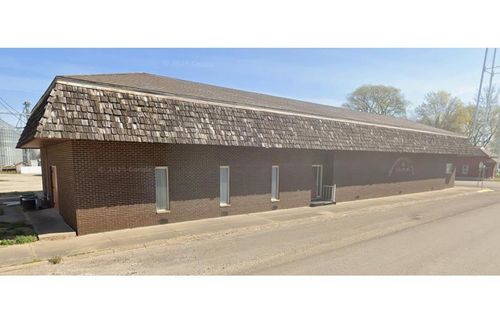 104 N Engle St, Greenview, IL, 62642-9500 | Card Image