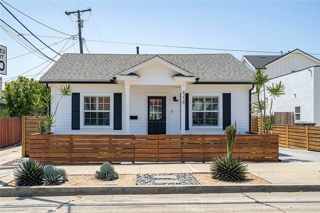 4218 E 3 Rd St, House other with 2 bedrooms, 1 bathrooms and 1 parking in Long Beach CA | Image 37