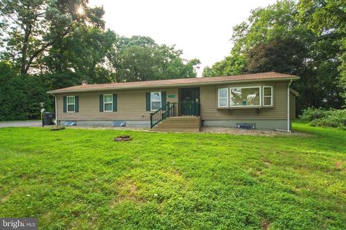 330 Brick Rd, OXFORD, PA, 19363-1567 | Card Image