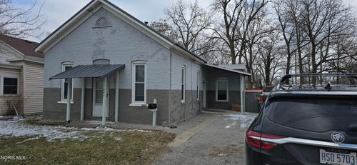 1047 Jackson Ave, Defiance, OH, 43512-2722 | Card Image