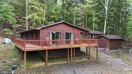 384 Seneca Ridge Rd, GREAT CACAPON, WV, 25422 | Card Image