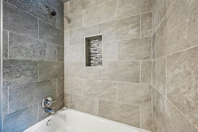 906 S Willow St, House other with 3 bedrooms, 2 bathrooms and null parking in Sherman TX | Image 22