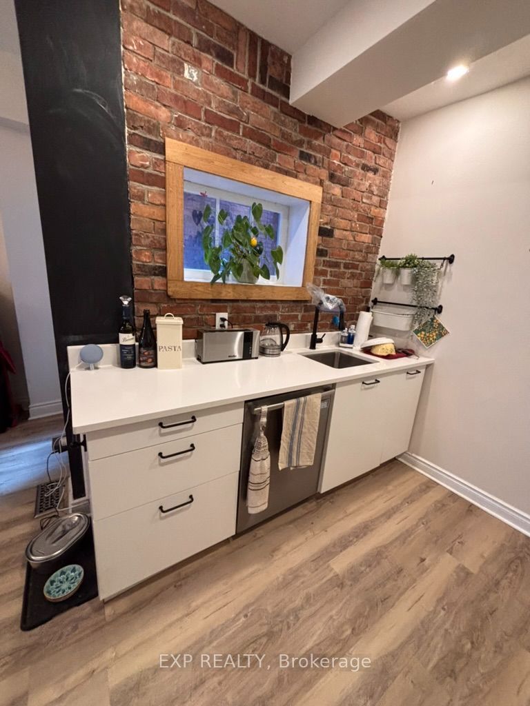 Residential Lease in Glebe - Ottawa East and Area 5