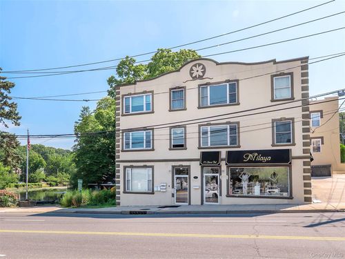 3-11 Shore Rd, Port Washington, NY, 11050-2742 | Card Image