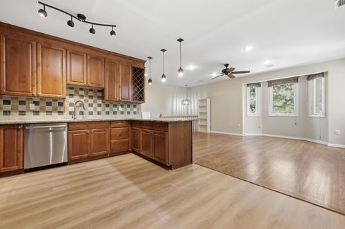 215 Saint Michaels Walk, Union City, NJ, 07087-3352 | Card Image