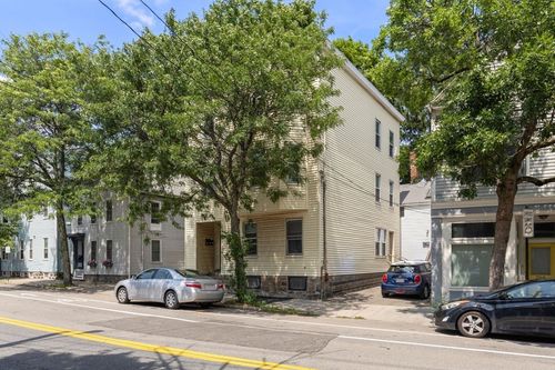 260-258-260 Cypress St, Brookline, MA, 02445-7091 | Card Image