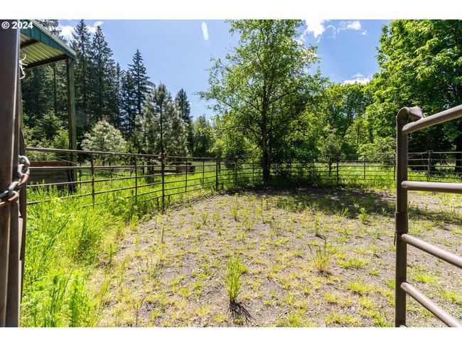 5750 Sw River Rd, House other with 3 bedrooms, 2 bathrooms and 2 parking in Hillsboro OR | Image 23